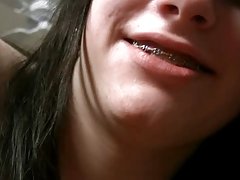 Două blând lesbiene în brațele celuilalt