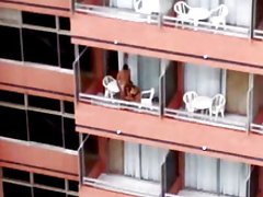 Fata prajit două mature om