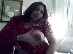 Serioase baieti distrat în compania a două tinere caprice și angelica