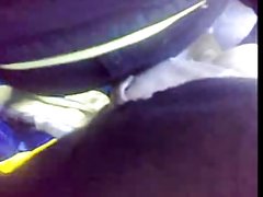 Copil de culoare tip sedus o fată