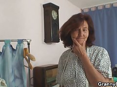 Forțată incest